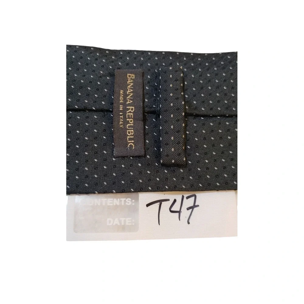 Banana Republic Mens Tie Necktie Dark Green White Micro‎ Dot Silk Classic Length
